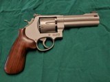Smith and Wesson 625-4, .45acp - 2 of 5