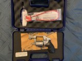 Smith and Wesson 642 Airweight 38 Special - 4 of 5