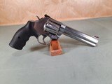 Smiteh & Wesson Model 686-6 357 Magnum - 2 of 6