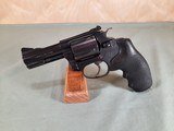 Smith & Wesson Model 36-6 38 special - 2 of 4