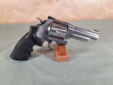 Smith & Wesson Model 629-6 44 Magnum - 4 of 6