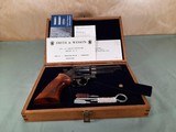 Smith & Wesson Model 25-5 45 Colt - 1 of 5