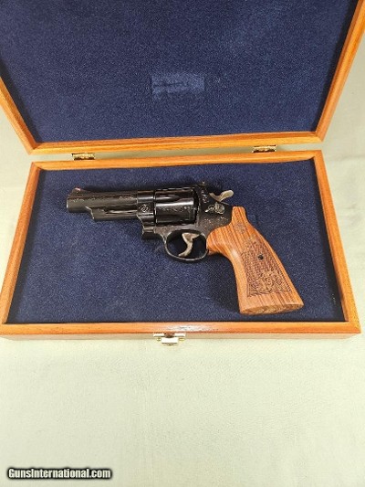 Smith & Wesson Model 29-10 44 Magnum