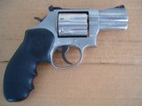 SMITH & WESSON MODEL 686-6 - 2 of 3
