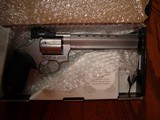TAURUS 970 SS TRACKER 22LR, 6.5" - 1 of 5