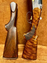 Beretta 682 Gold E 12Ga 30'' with standard and youth/lady stock - 9 of 11