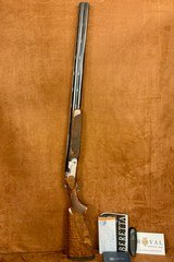 Beretta 692 12ga 32'' Left hand! spectacular wood Trades welcome! - 1 of 12