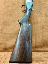 Browning B25 B2 12ga. 28" Spectacular engraving and gorgeous stock - 9 of 12