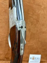 Browning B25 B2 12ga. 28" Spectacular engraving and gorgeous stock - 7 of 12