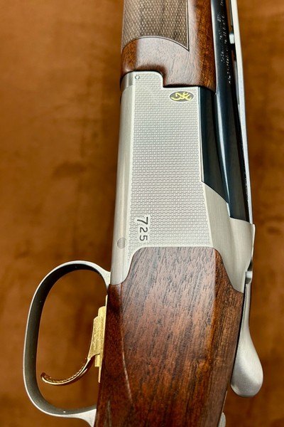 Browning 725 Sporting 12GA 32