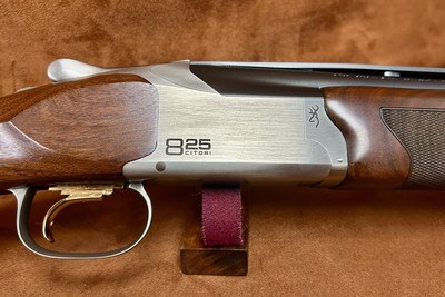 Browning Citori 825 Sporting Adjustable 12GA 32" | 26030054 - Image 1 of 15