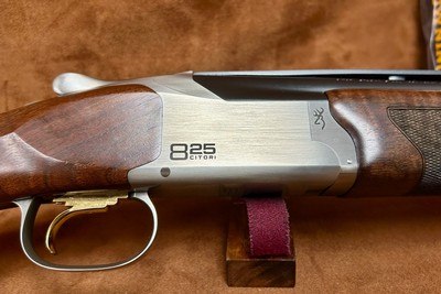 Browning Citori 825 Sporting Adjustable 12GA 32" | 26030055 - Image 1 of 15
