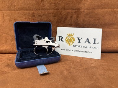 Beretta DT11 Detachable Trigger with Factory Presentation Case - Image 2 of 3