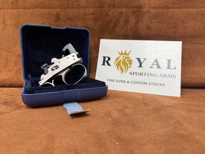 Beretta DT11 Detachable Trigger with Factory Presentation Case - Image 1 of 3