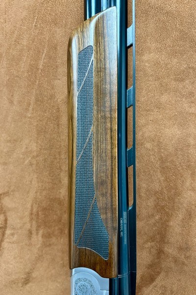 SKB 90TSS Fully Adjustable 12GA 32
