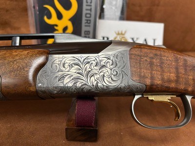 Browning 825 Golden Clays Pro Trap Adjustable Comb 12GA 32" | 26040117 - Image 3 of 15