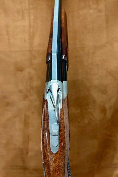 Browning 725 Trap 12GA 32" O/U Left Handed | 26060042 - Image 4 of 13