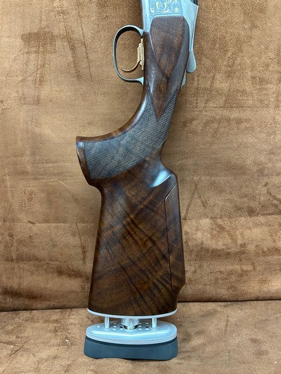 Browning 825 Golden Clays Trap Fully Adjustable Stock 12GA 32" | 26040103 - Image 9 of 15