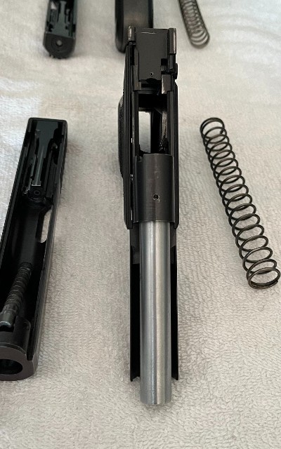 H&K P7 9mm - Image 2 of 7