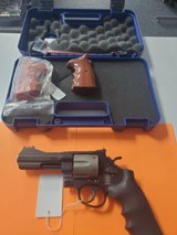 Smith & Wesson 329PD 44 Mag - 8 of 9