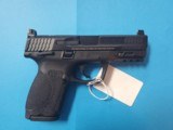Smith & Wesson M&P9 M2.0 9mm - 3 of 5