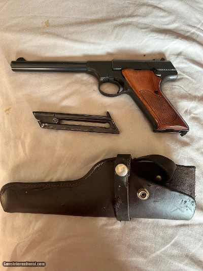 Beautiful Colt Huntsman Semi-Auto .22Cal. Pistol w/Hunter Holster - Excellent Condition