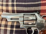 Smith & Wesson Model 629-1 Dirty Harry 44 Magnum - Excellent Condition - 3 of 9