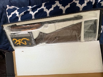 Browning ATD-22 Takedown
22 cal - Collectors the SA-22 is no longer in Production - Old Stock NIB