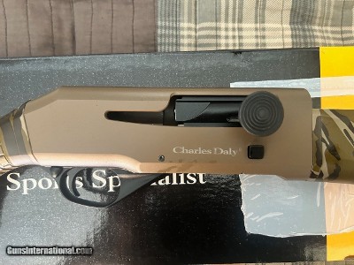 Charles Daly CD601 Mossy Oak Bottomlands Camo 12 Gauge Semi Auto 28
