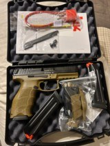 Heckler & Koch VP-B FDE 9MM 3-17Rd Mags - NIB - 1 of 9