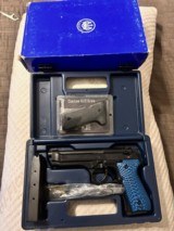 ANIB Beretta Model 92FS Pistol 9mm made1986