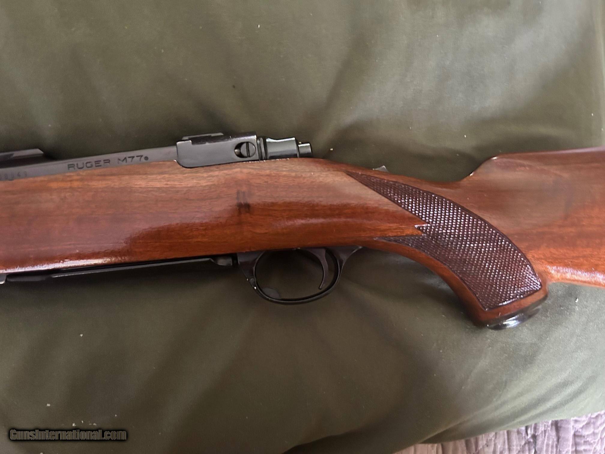 Early Ruger M77 Varminter Rifle 22-250 Cal 24