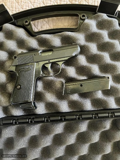 German made Walther PPK/S 9MM Kunz/380 ACP Semi Auto Pistol 1970 - Ex Cond