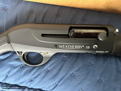Weatherby 18i Semi Auto 12 Gauge Shotgun 28" 3" Magnum Vented Rib Barrel - NIB