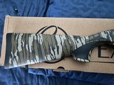 Weatherby Element Bottomlands Semi Auto 20 Gauge 28" Vented Barrel - NIB - 2 of 17