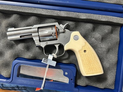 Colt King Cobra 3" 357" Custon Ivory Composite Grips - NIB