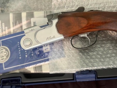 Beretta S682 Sporting O/U 12 Gauge Wide Vent Rib 28" Barrels Factory IC & Mod Tubes Installed - Excellent Condition