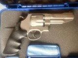 Smith & Wesson 627-5 Pro Series 357 Mag Revolver - Pristine - 1 of 7
