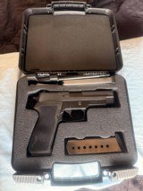 Sig Saur P220R Elite 45 ACP Auto Pistol 4.4" Barrel 3 Mags Original Factory Case - Pristine - 3 of 8