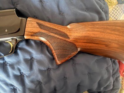 Browning A5 Hunter 12 Gauge Semi Auto Shotgun 28" Vented barrel Invector DS Choking System - Excellent Plus Condition