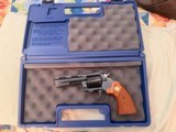 Vintage Colt Diamondback 4" Vented Barrel 22 Lr Revolver - Excellent Condition - 2 of 11