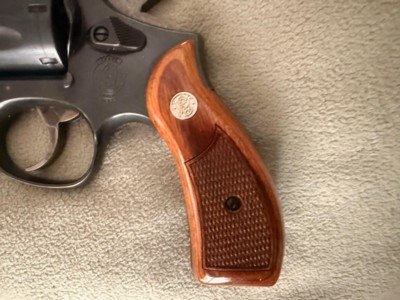 Smith & Wesson Model 10-10 38 Sp Military & Police Revolver - Very Good Condition - Image 3 of 11