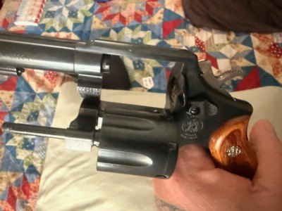 Smith & Wesson Model 10-10 38 Sp Military & Police Revolver - Very Good Condition - Image 11 of 11