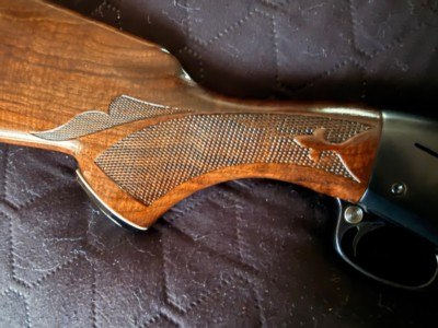 Remington 1100 12 Gauge Semi Auto Fixed Skeet Choke Vented 25" Dual Beaded Barrel - Excellent Condition - Image 6 of 20