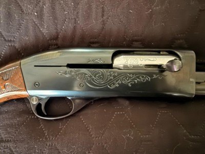 Remington 1100 12 Gauge Semi Auto Fixed Skeet Choke Vented 25" Dual Beaded Barrel - Excellent Condition - Image 2 of 20