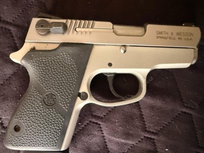 Rare Smith & Wesson CS9 SS Chiefs Special 9mm Semi Auto Pistol - Excellent Condition - Image 5 of 9