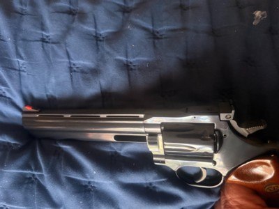 Dan Wesson 15-2 Revolver 6