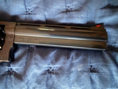 Dan Wesson 15-2 Revolver 6