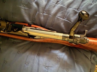 Winchester Model 70 Super Grade 300 Win Mag Bolt Action Rifle 26" Barrel - Pristine Condition - Image 17 of 17
