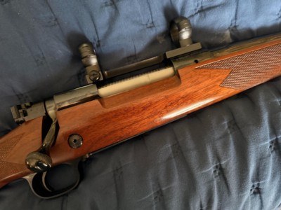 Winchester Model 70 Super Grade 300 Win Mag Bolt Action Rifle 26" Barrel - Pristine Condition - Image 7 of 17